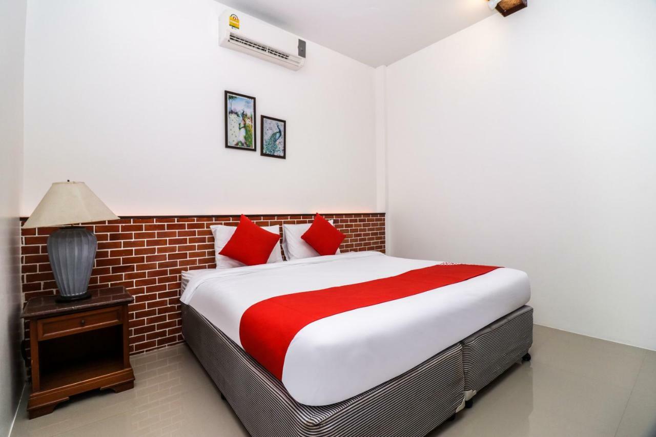 Отель Baan Noppadol Hua Hin Loft Экстерьер фото